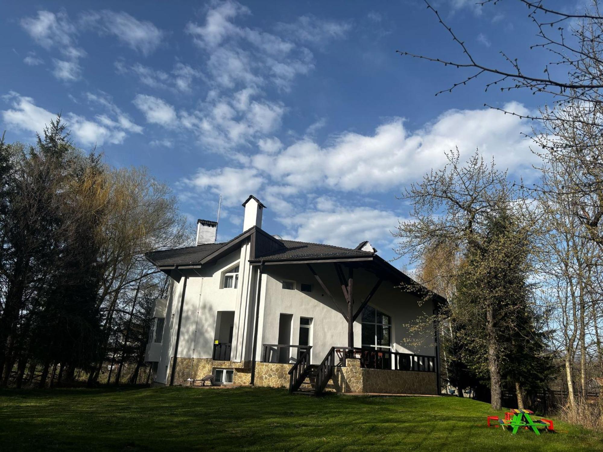 Vila Carpathia Bran  Luaran gambar