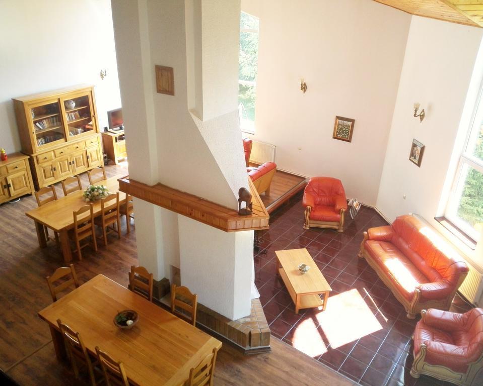 Vila Carpathia Bran  Luaran gambar