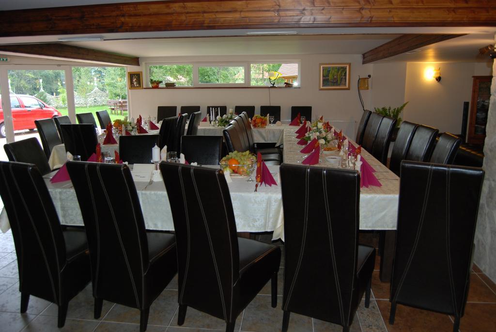 Vila Carpathia Bran  Luaran gambar